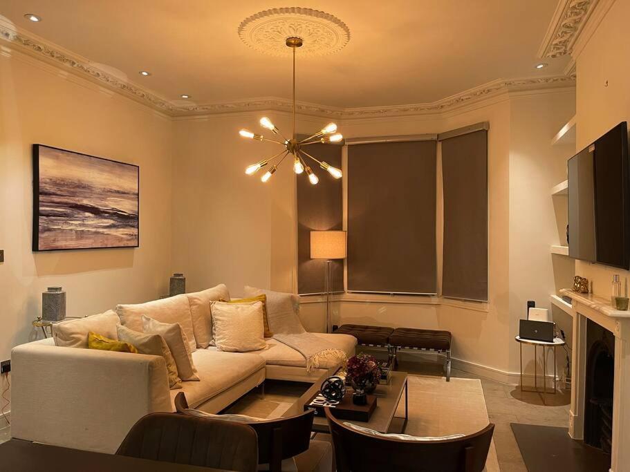 Quintessential Town House Close To Central London Ngoại thất bức ảnh